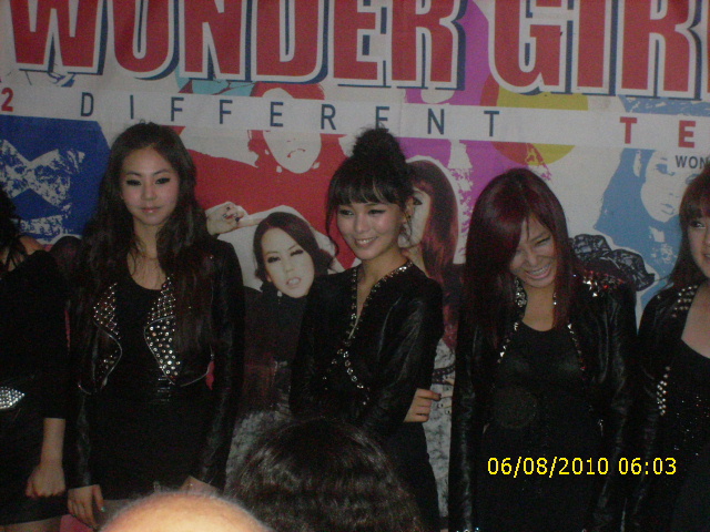 wondergirlschocago-20100609