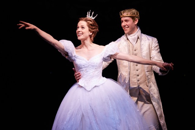 Cinderella_BroadwayInChicago